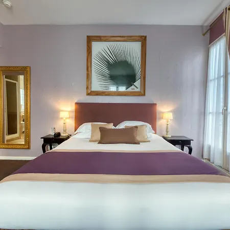 D'aragon - Place De La Comedie Hotel