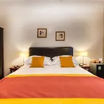 فندق مبيت وإفطار D'aragon - Place De La Comedie -