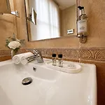 D'aragon - Place De La Comedie - Bed and Breakfast 3*