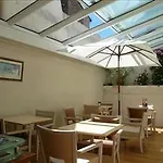 D'aragon - Place De La Comedie - فندق مبيت وإفطار 3*