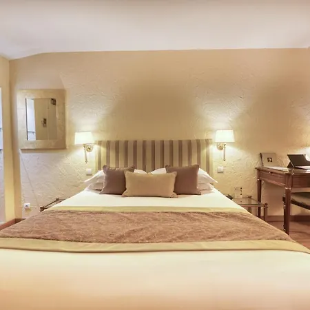 D'aragon - Place De La Comedie - Bed and Breakfast Μονπελιέ