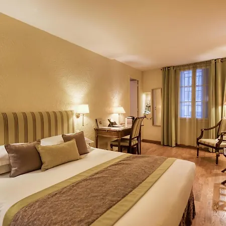 D'aragon - Place De La Comedie