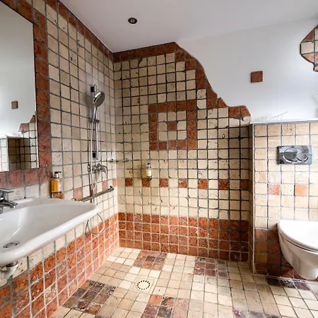 D'aragon - Place De La Comedie 酒店