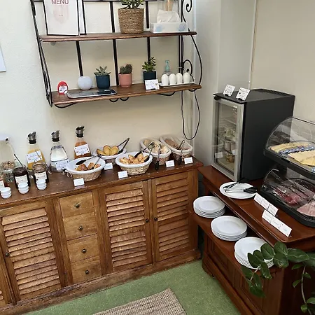 D'aragon - Place De La Comedie 酒店 3*