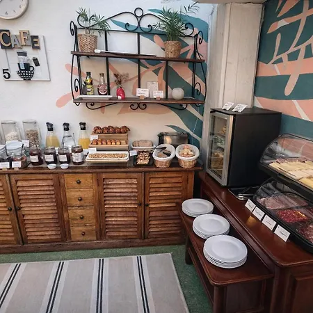 Bed & Breakfast D'aragon - Place De La Comédie -