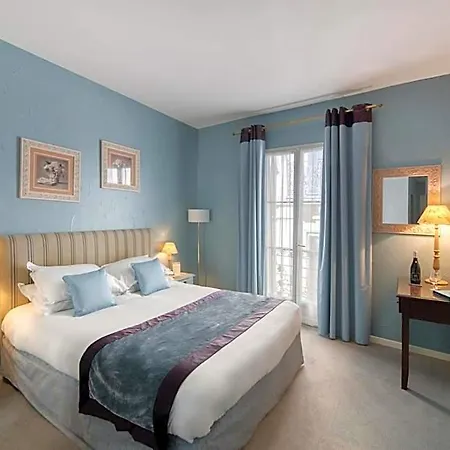 D'aragon - Place De La Comedie - فندق مبيت وإفطار