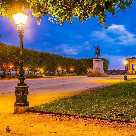 D'aragon - Place De La Comedie Montpellier