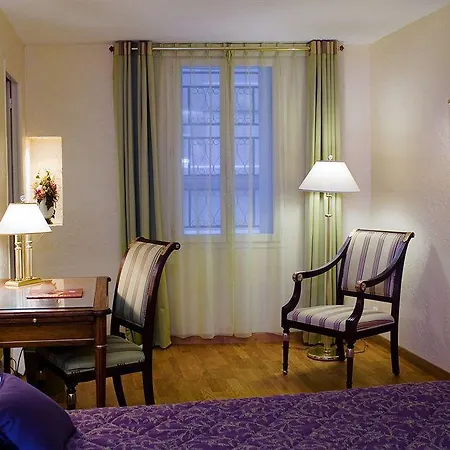 D'aragon - Place De La Comedie